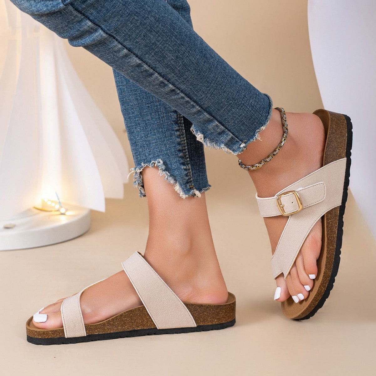 Summer new style women's belt buckle thick sole sandals